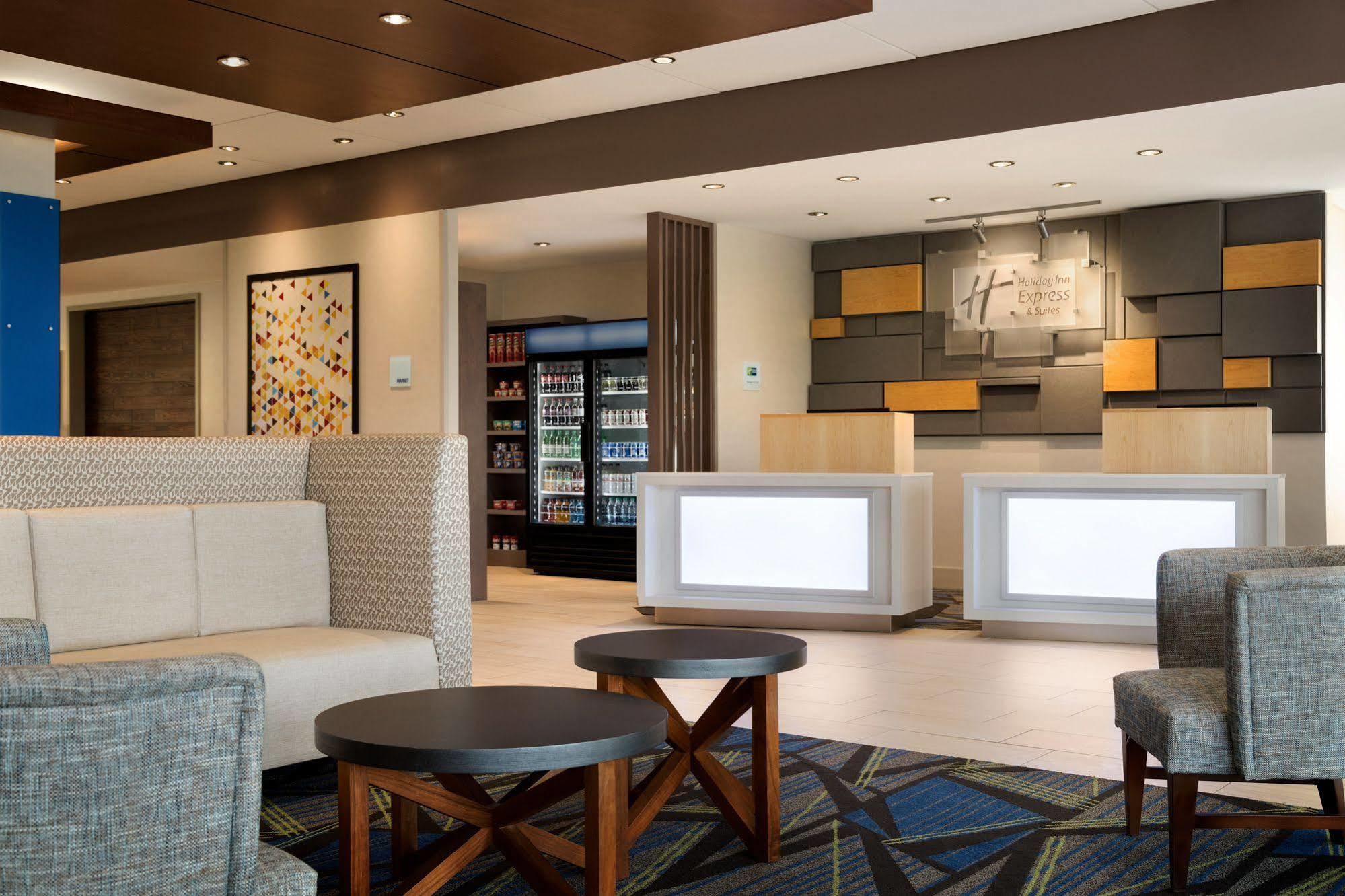 Express & - Cincinnati South - By Ihg Hotel 3*